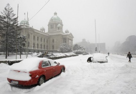 Inundaţii în Italia şi viscol în Serbia